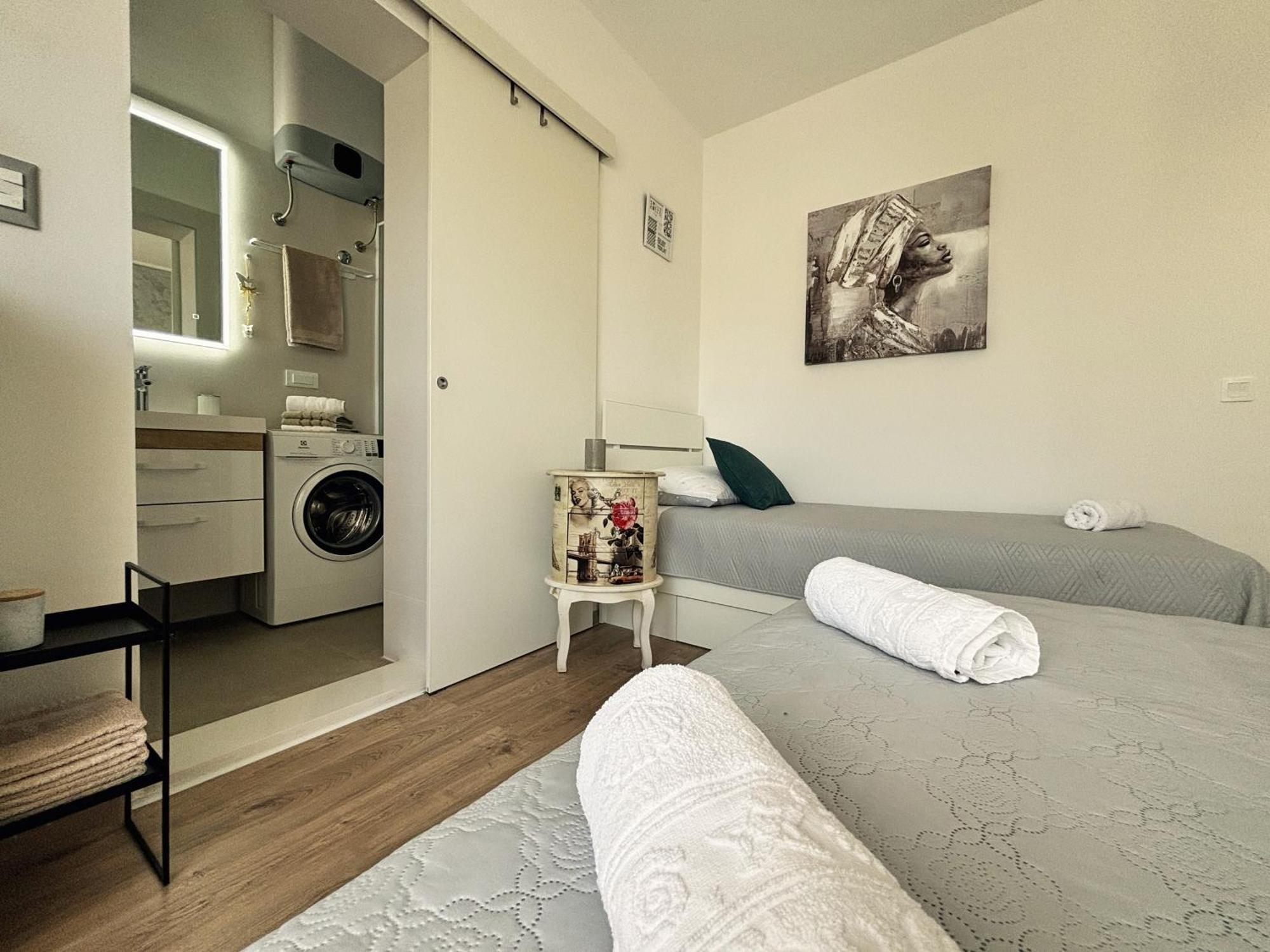 Sea & Sun Apartments Tucepi Room photo