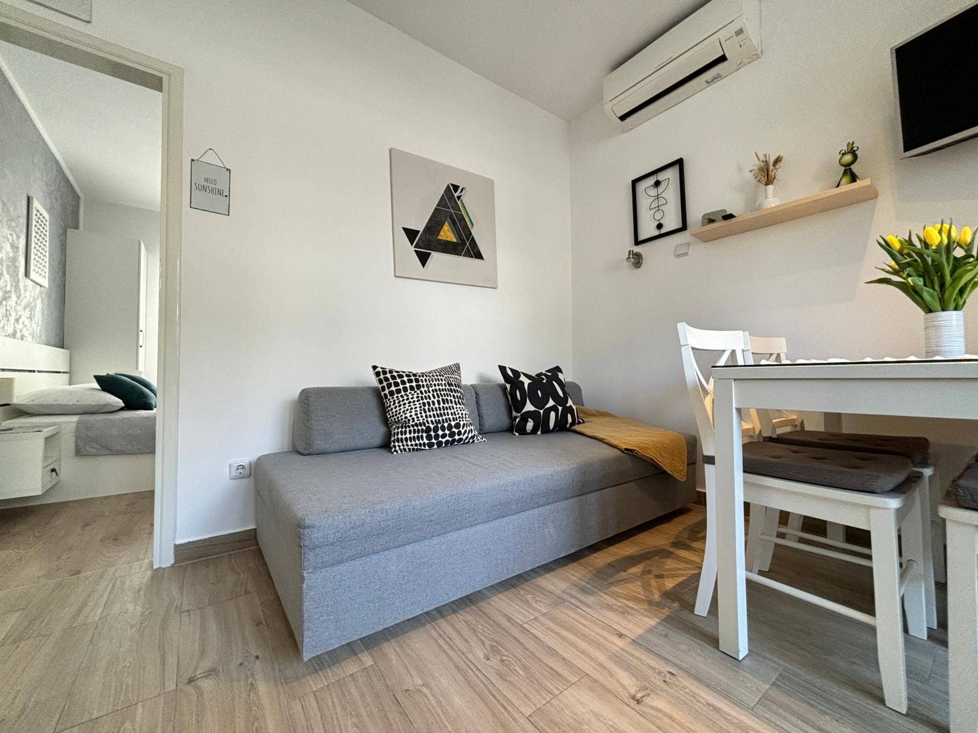 Sea & Sun Apartments Tucepi Room photo